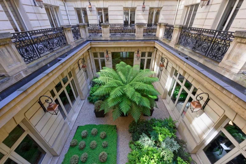 Bureaux à louer Paris 8