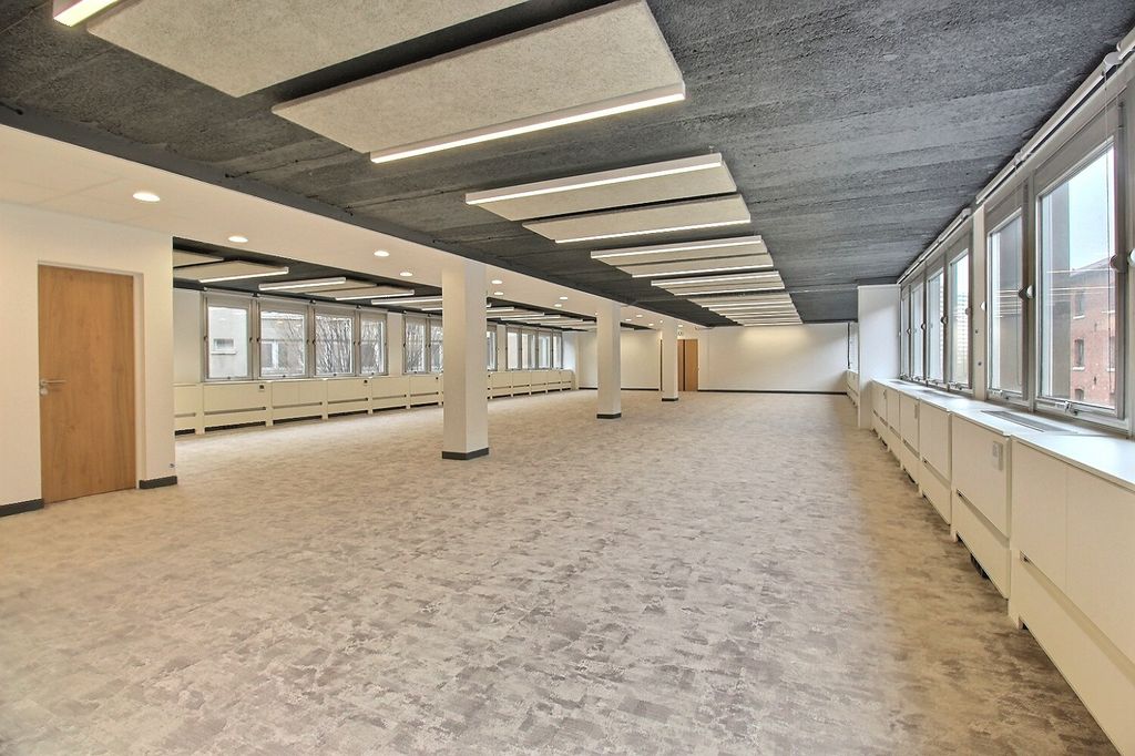 Bureaux à louer Corentin-Cariou (Métro ligne 7) de 950m² Photo 7